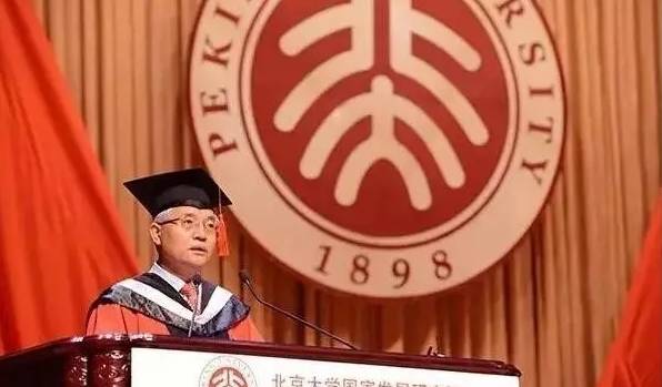 张维迎在2017年北大国家发展研究院毕业典礼上的演讲：自由是一种责任